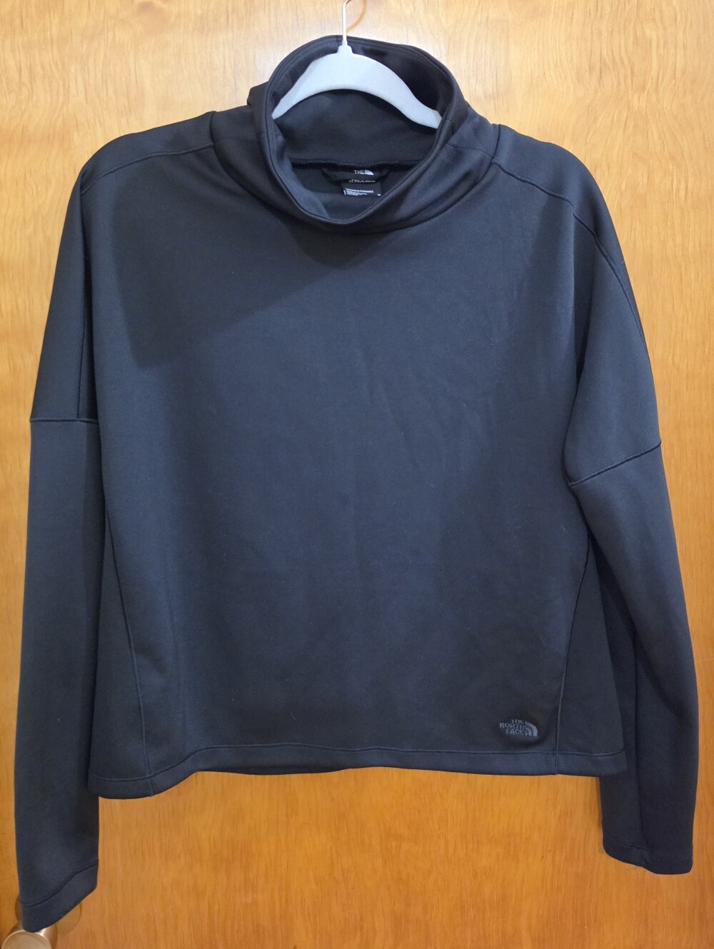 The North Face - EA Basin Funnel Neck Long-Sleeve Top - Women's